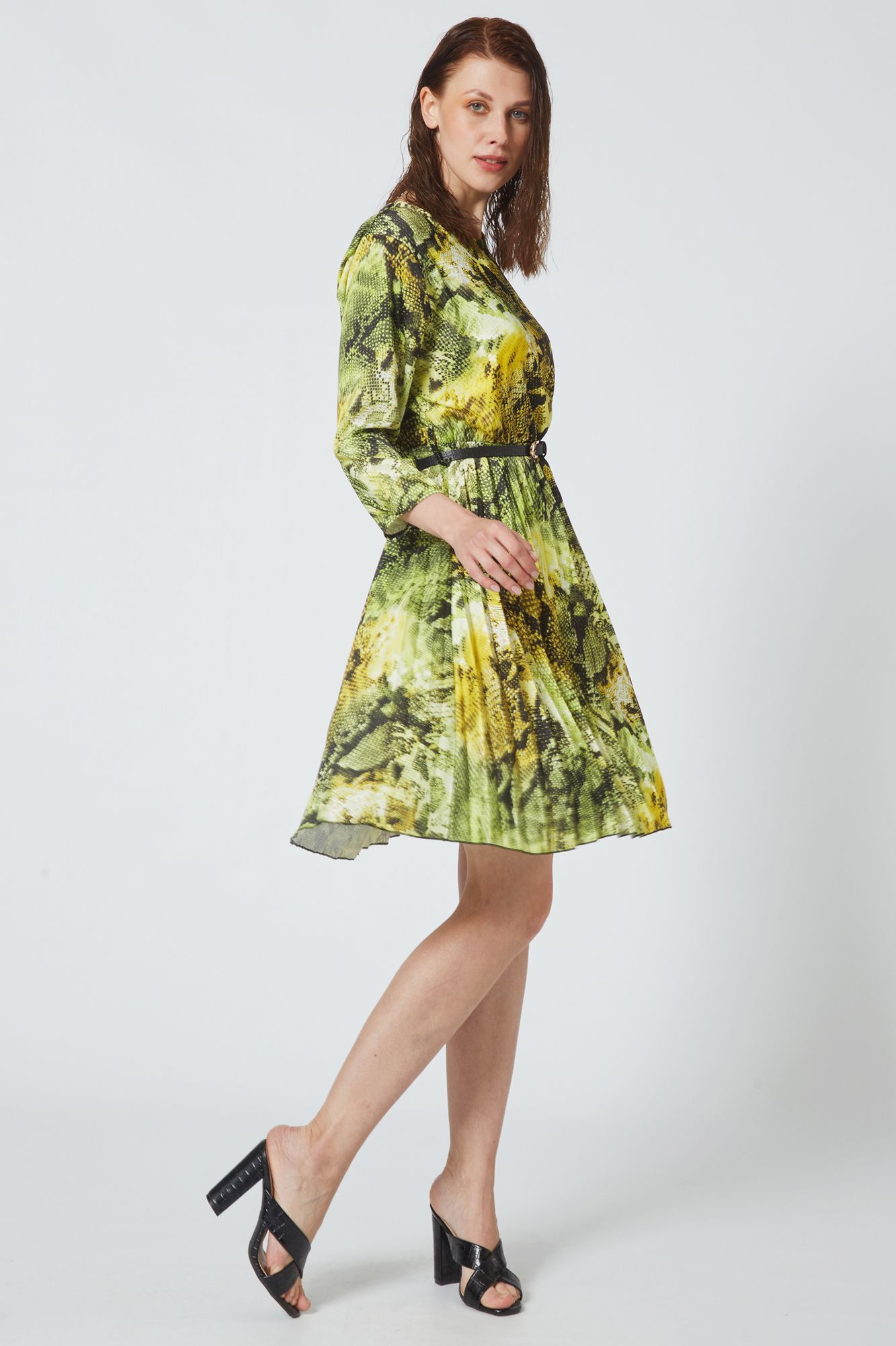 Pleated midi dress in blurred animal print